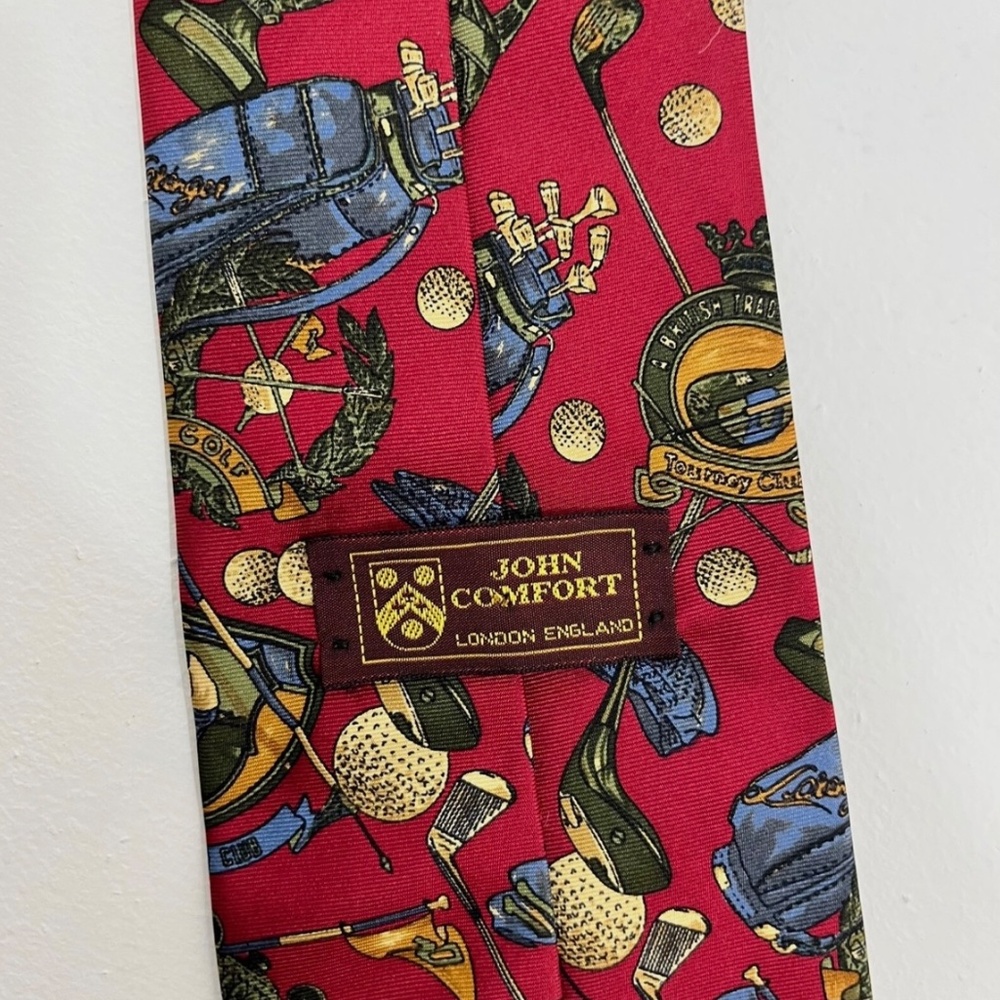 Vintage John Comfort Silk Tie Red Golf Theme Made in England 3.5"x57" - Picture 3 of 7